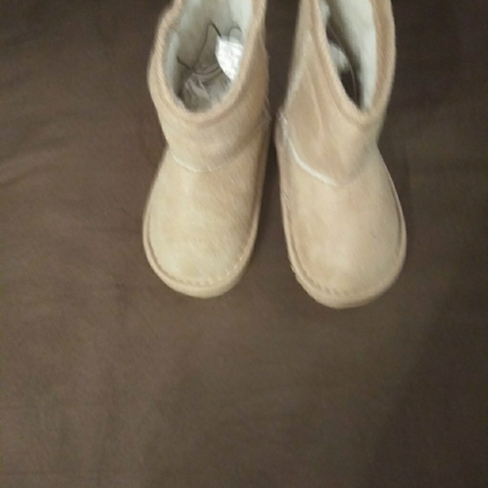 Little girls boots NEW